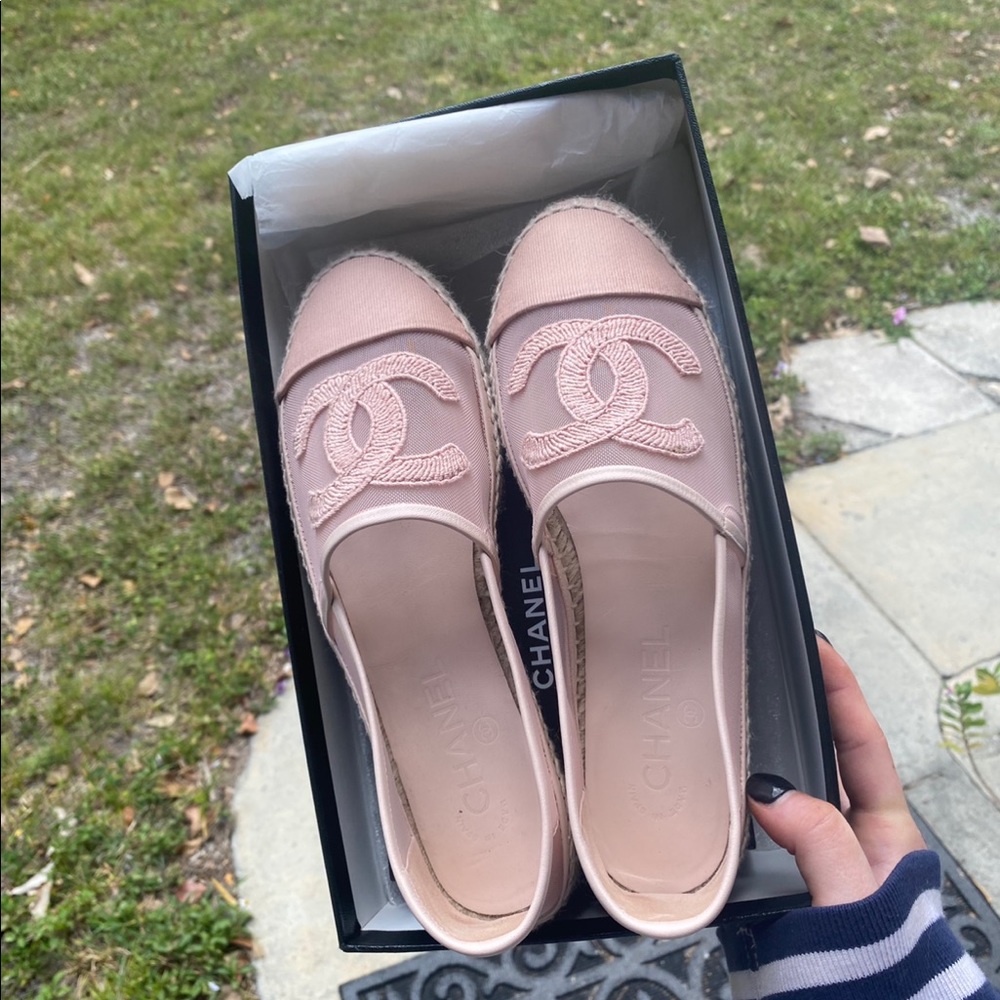 CHANEL ESPADRILLES